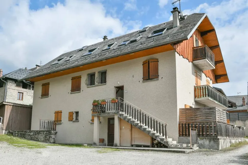 Appartement | Vue montagne | Parfait pour le travail à distance - Image 1