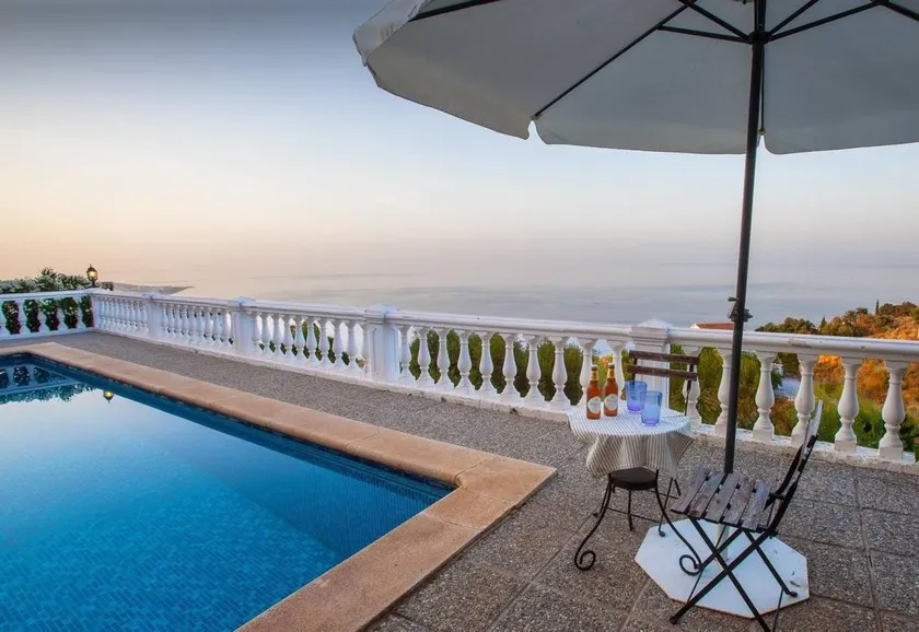 Villa Maria Jesus mit Meer- und Bergblick, Pool, Garten und WLAN - Image 1