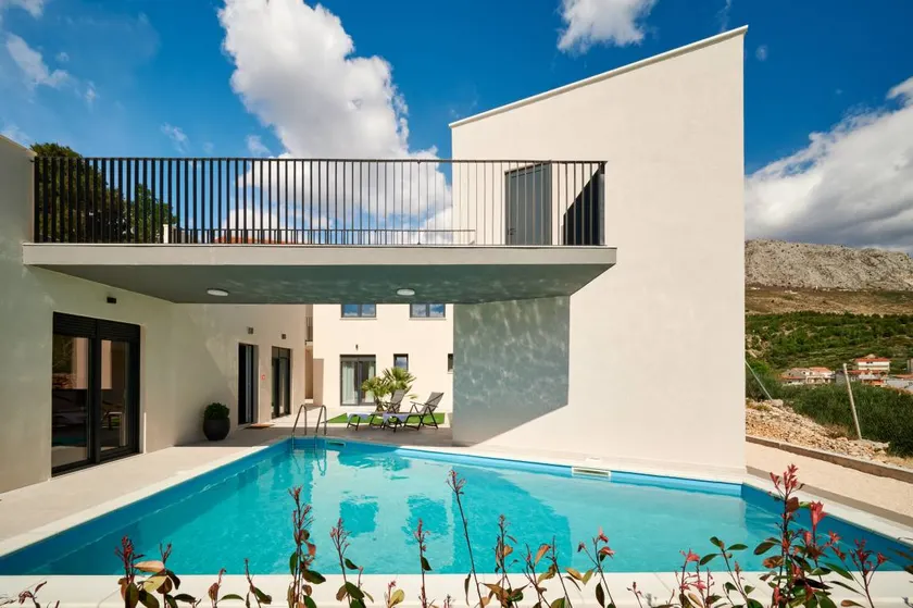 Ferienhaus mit Grill, Terrasse und Pool | Meerblick - Image 1