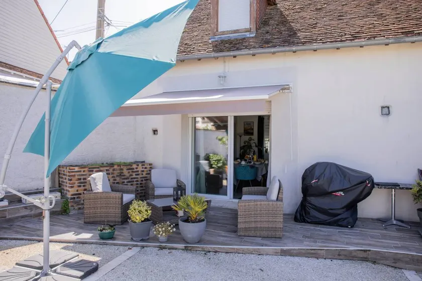 B&B with terrace - Image 1