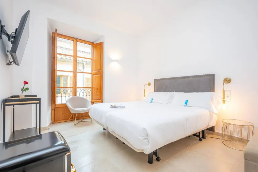 Flat with 1 bedroom for 2 persons - Image 1
