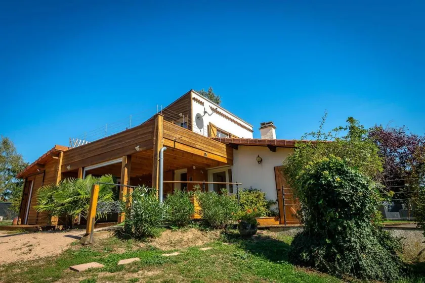 Pleasant gite with garden, sauna & BBQ | Pet-friendly - Image 1