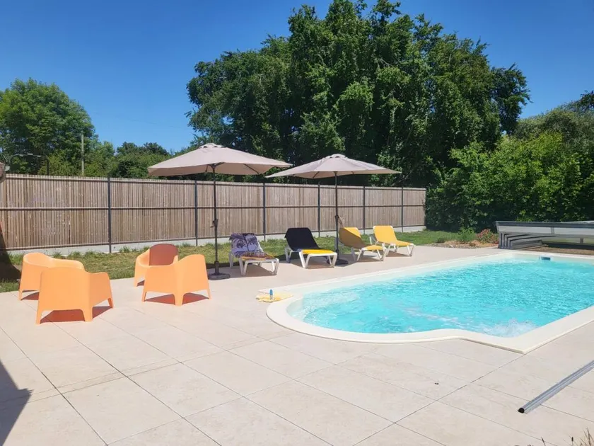 Magnifico gîte con terrazza, piscina e giardino - Image 1
