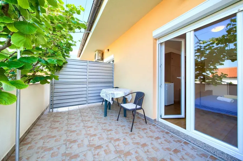 Dedicated room with garden | Dogs allowed - Image 1