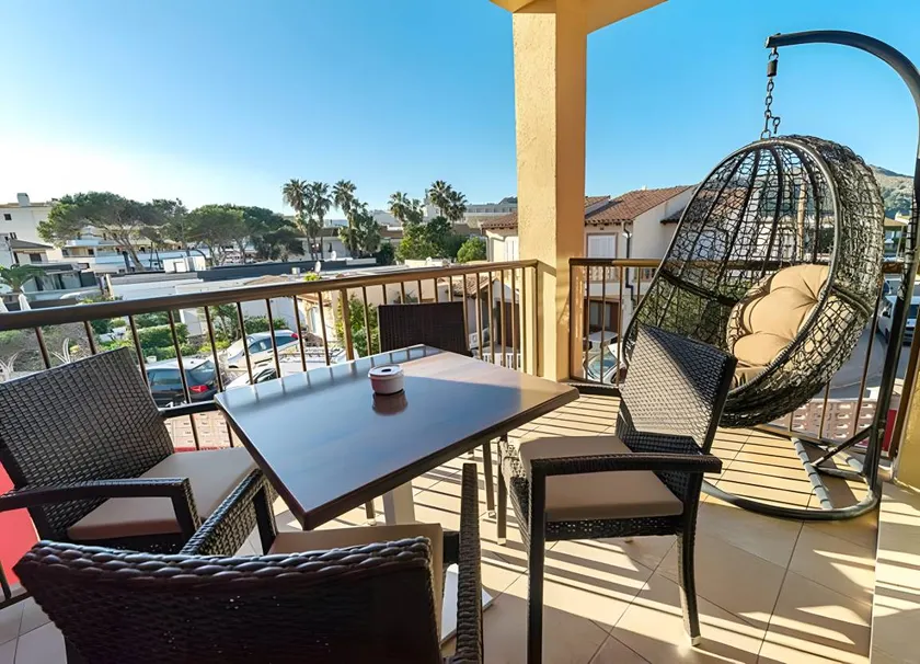 Aparthotel with heated pool, terrace & fast internet | Suitable for remote work - Image 1