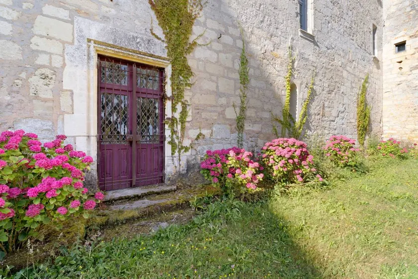 Bed & breakfast with garden | River view - Image 1