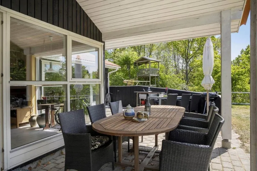 Holiday home with barbeque, sauna & terrace - Image 1