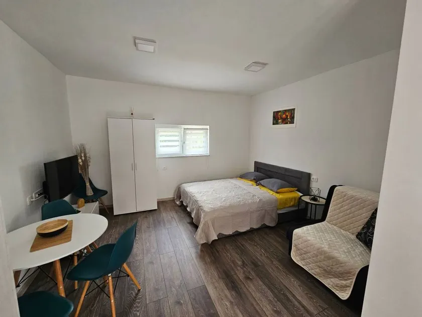 Espléndido apartamento vacacional con terraza - Image 1