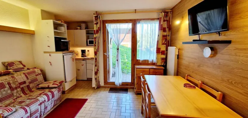 200m from ski slopes, 1st floor, balcony, tv, 26m², Montalbert - Image 1