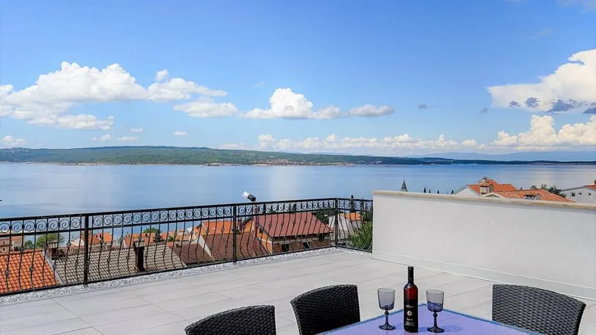 Holiday apartment with garden | Garden view - Image 1