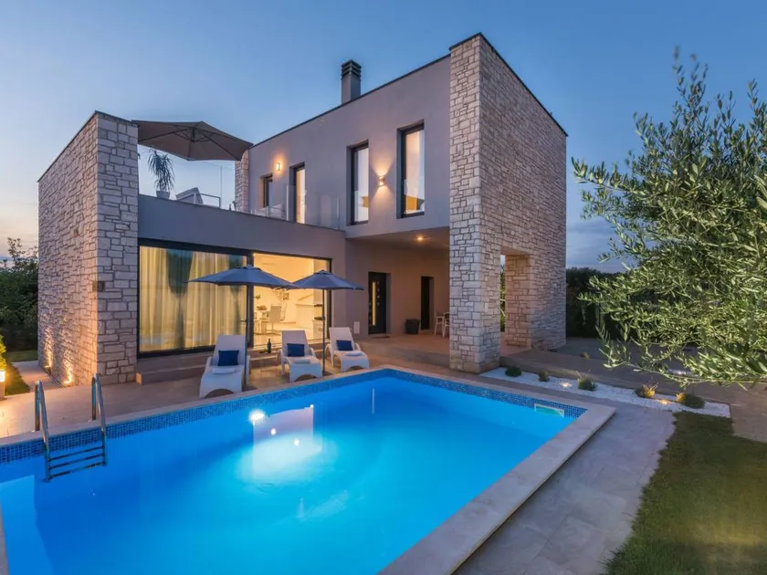 Villa Selest - Image 1