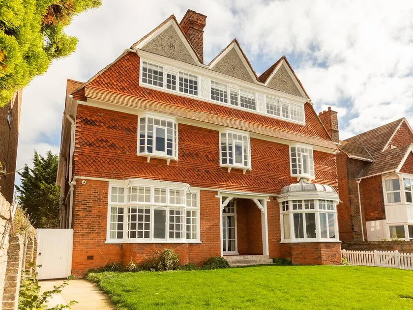 Family-friendly beautiful cottage with garden & barbecue | Beach view | Beach nearby - Image 1
