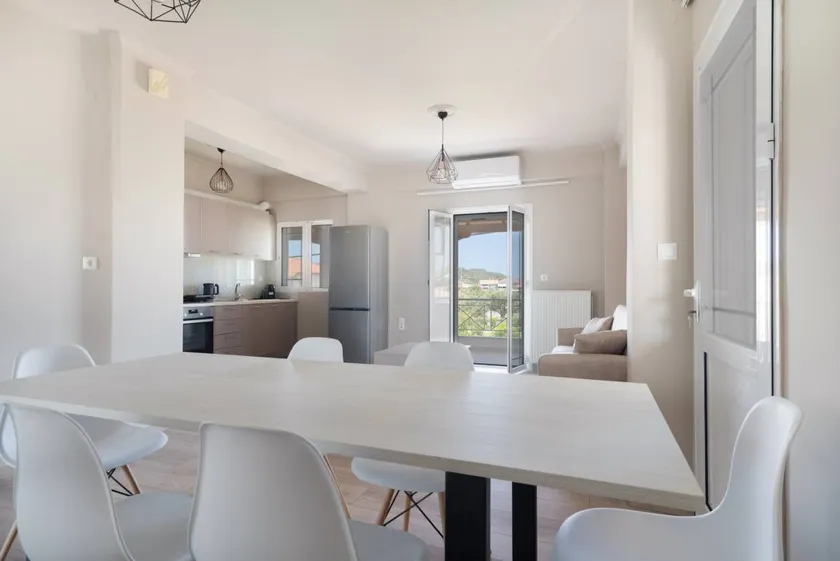 Holiday apartment with terrace | Beach view - Image 1