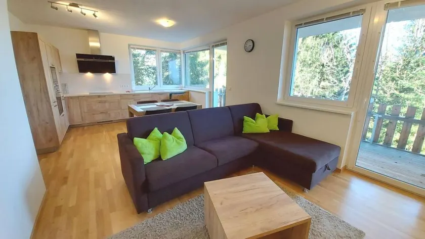 Apartment with sauna | Garden view - Image 1