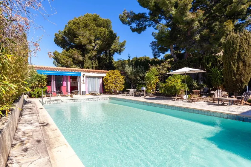 Merveilleuse maison de vacances avec barbecue, terrasse et piscine | Vue jardin | Avec animaux acceptés - Image 1