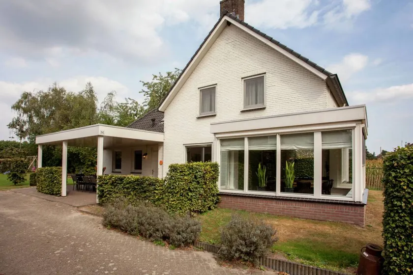 Maison de vacances adaptée aux familles avec barbecue, terrasse et jardin | Avec animaux bienvenus - Image 1