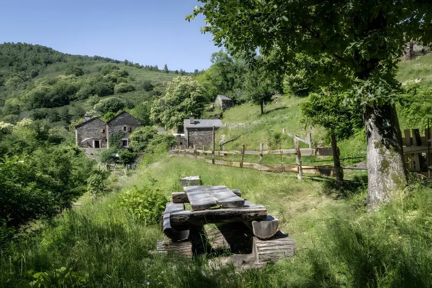 Holiday home with garden & terrace | Garden view | Perfect for remote work - Image 1