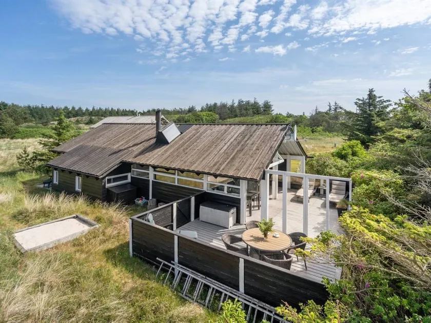 Holiday home with sauna, terrace & barbecue - Image 1