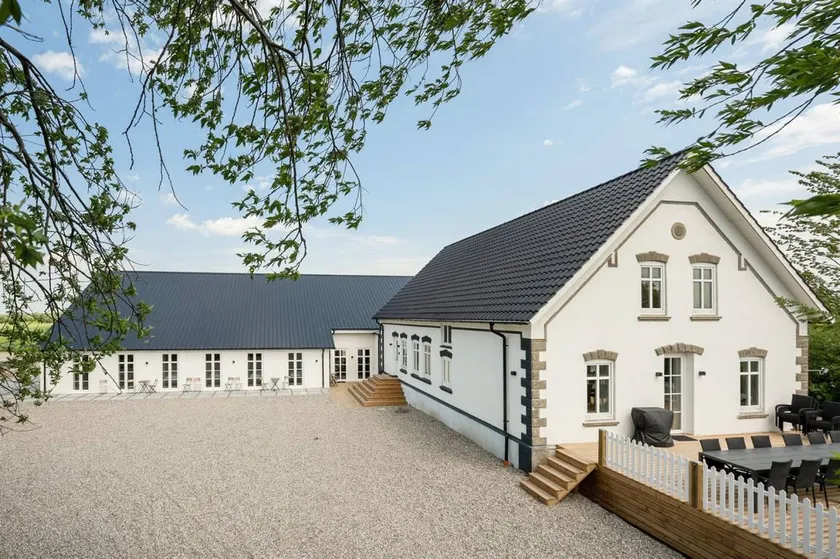 Voll ausgestattetes geräumiges Ferienhaus mit Sauna, Grill und Whirlpool | Haustierfreundlich - Image 1