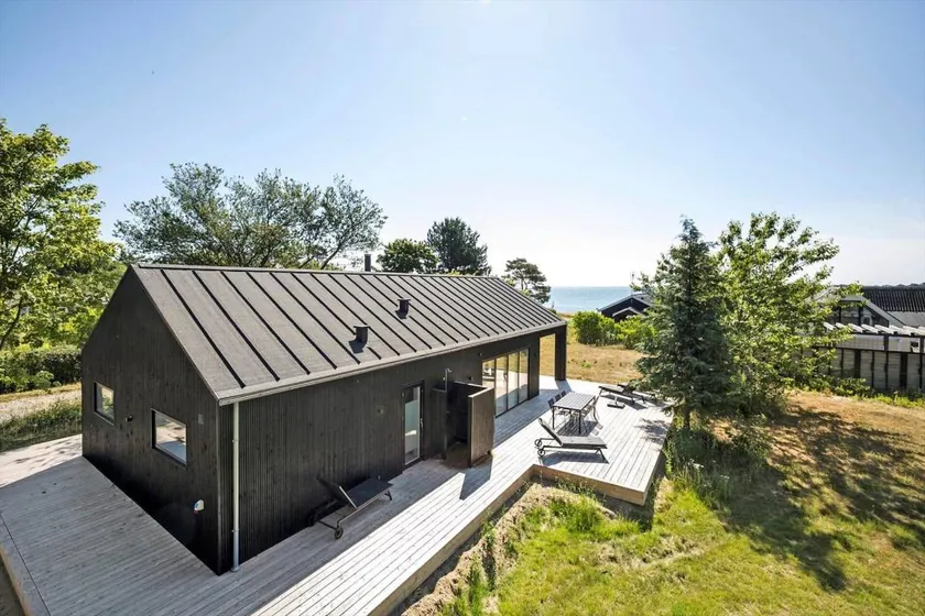 Fully equipped house with terrace & barbeque | Sea view | Close to the beach | Pets are welcome - Image 1