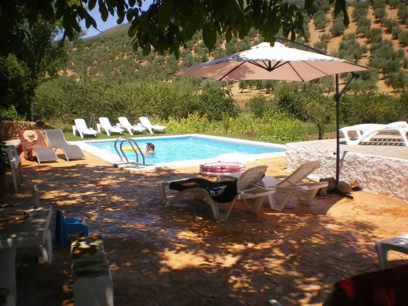 Charming holiday home with pool & barbeque - Image 1