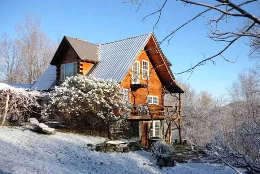 Breathtaking Year-Round Views from Luxury Cabin on New York-Vermont Border - Image 1