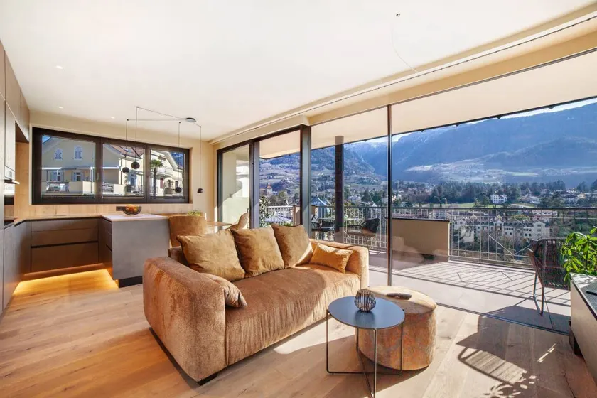 Fantastico appartamento totalmente attrezzato con terrazza | Vista sulla città | Accetta animali domestici - Image 1