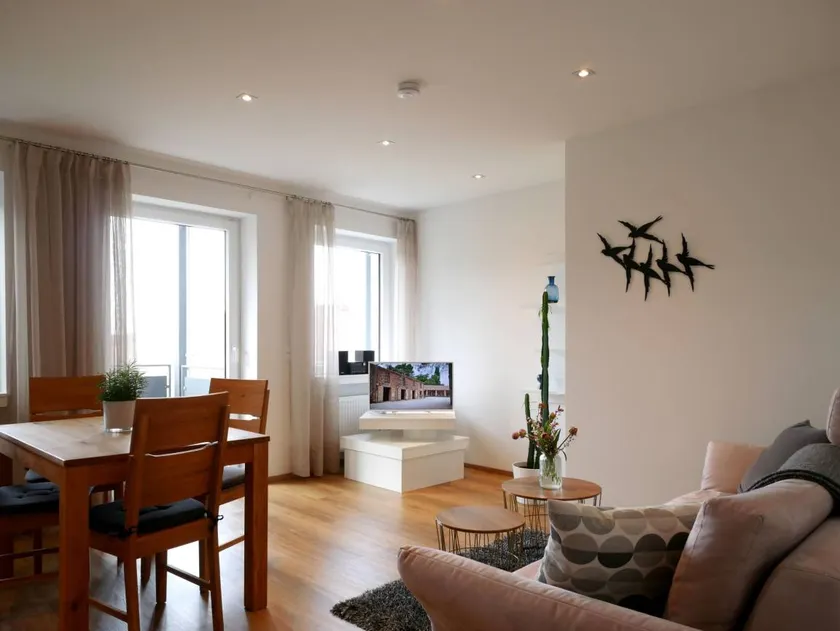 Fully equipped flat with terrace - Image 1
