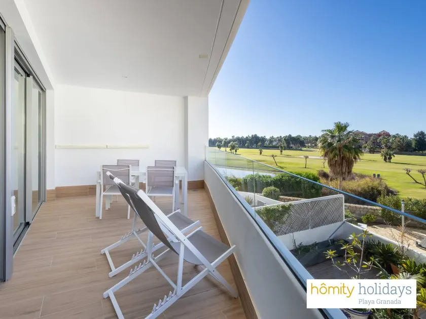 Holiday apartment with pool, garden & terrace - Image 1