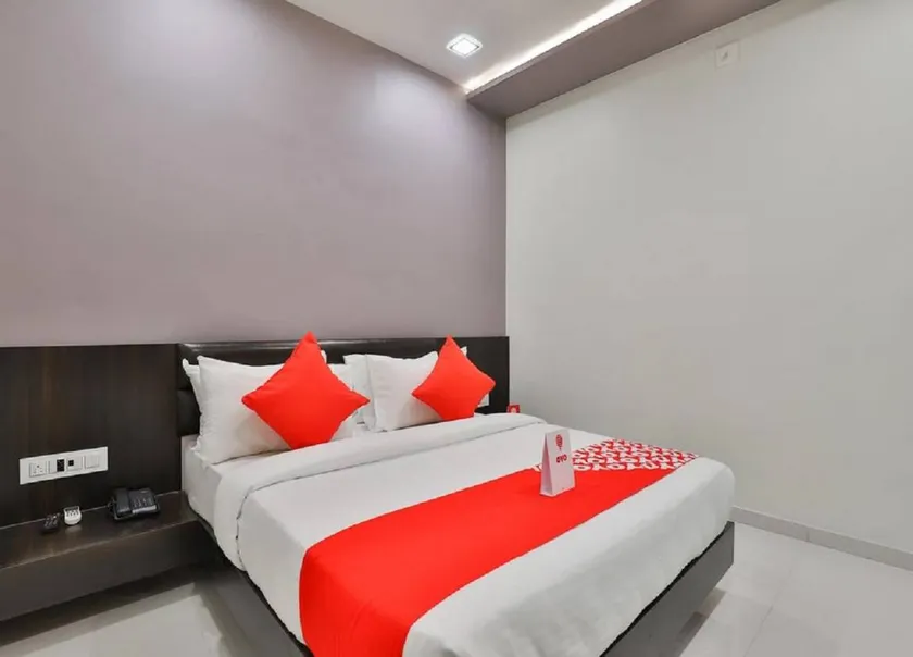 Hotel Raj Palace - Image 1