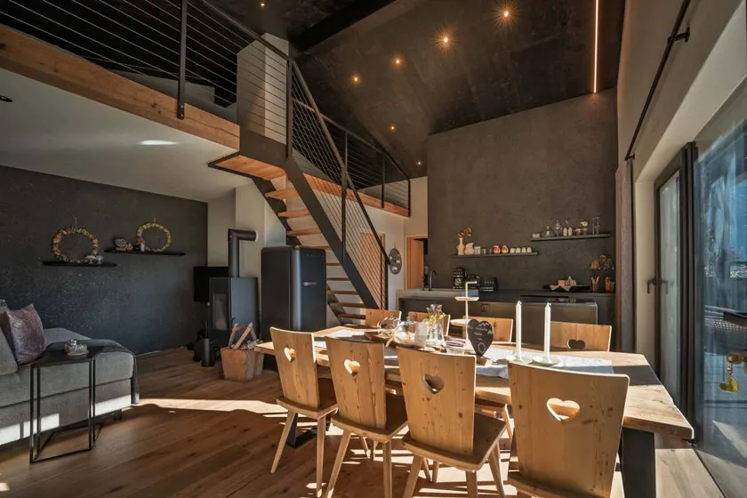 Family-oriented charming chalet with BBQ, sauna & hot tub | Garden view | Perfect for remote work - Image 1
