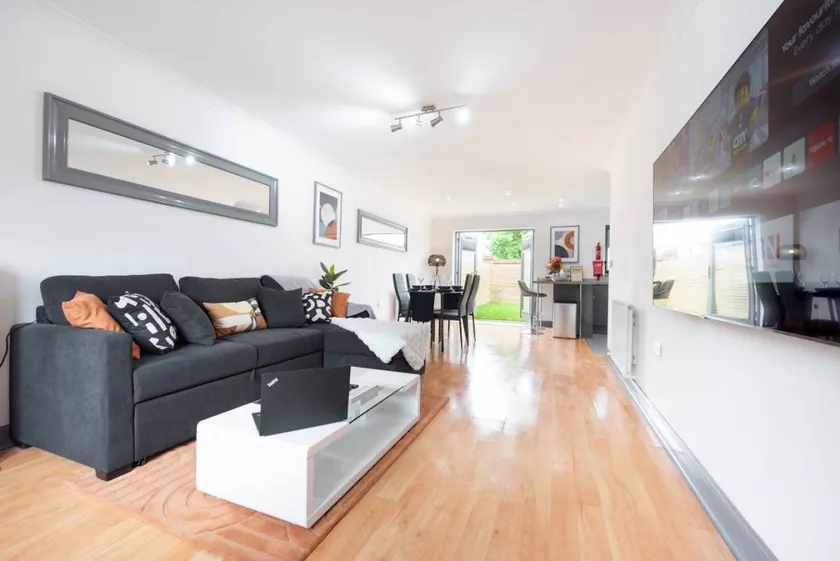 Big house with 3 rooms for 4 persons - Image 1