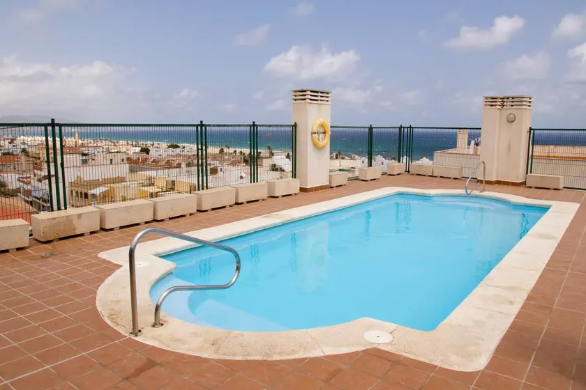 Schönes Apartment mit Pool und Garten | Neben dem Strand - Image 1