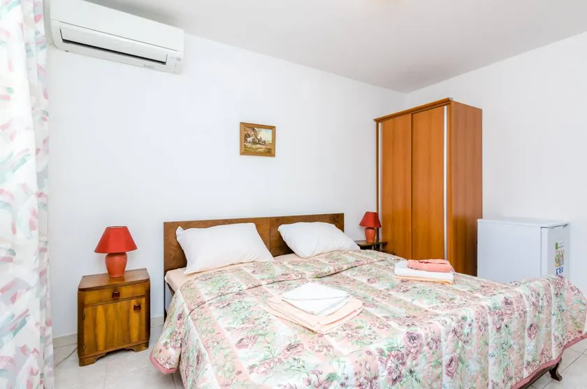 Casa vacacional con jardín - Image 1