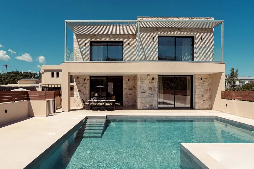 Villa with barbeque, garden & private pool - Image 1