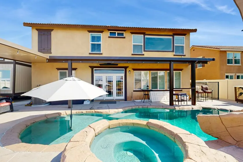 1BR Home w/ Shared Pool & Hot Tub, Private Laundry - Image 1