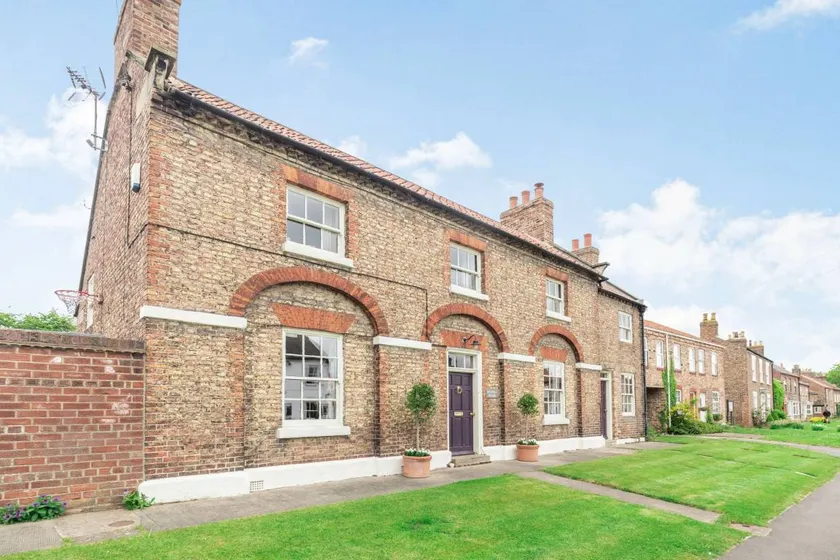 Children-friendly nice cottage with garden | Pets are welcome - Image 1