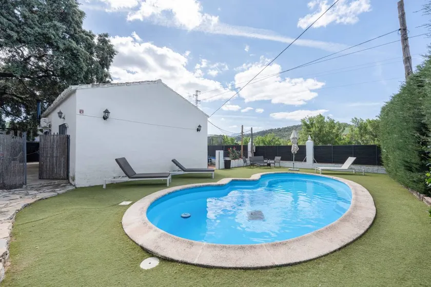 Ferienhaus mit Grill, Garten und privatem Pool | Gartenblick - Image 1