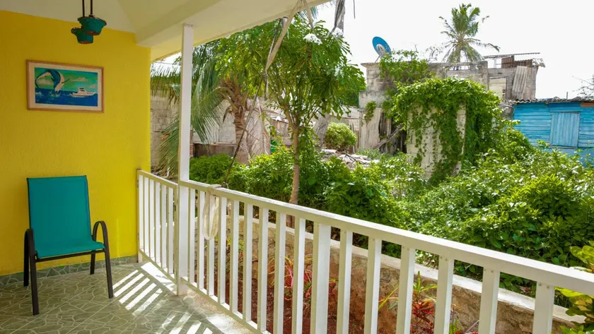 Big V Raizal Home - Image 1