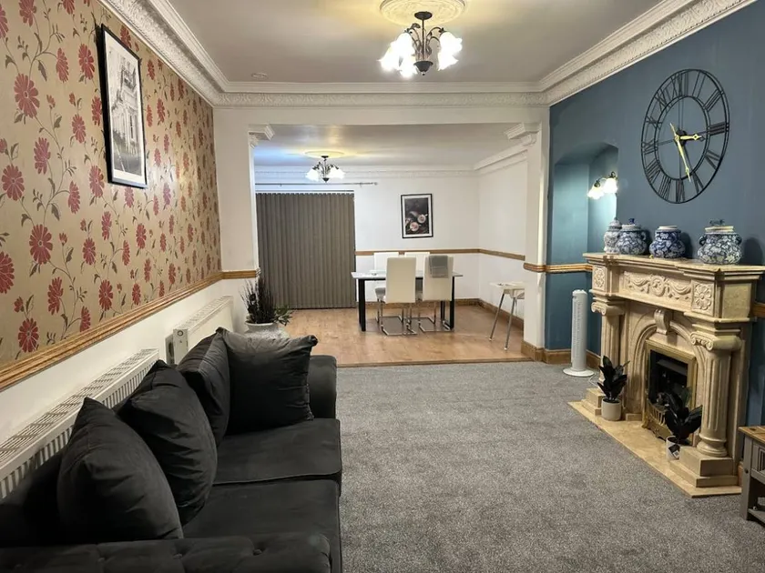 House with 5 rooms for 10 persons - Image 1