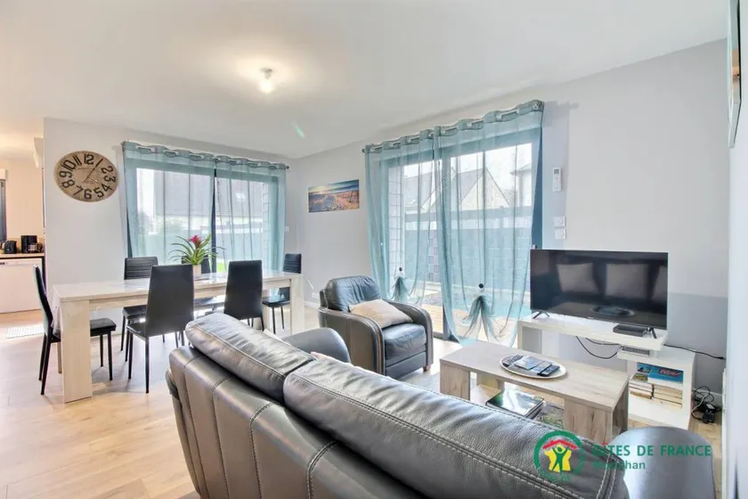 Gite with terrace & garden - Image 1