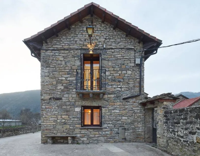 Ferienhaus mit Terrasse, Grill und Garten | Bergblick - Image 1