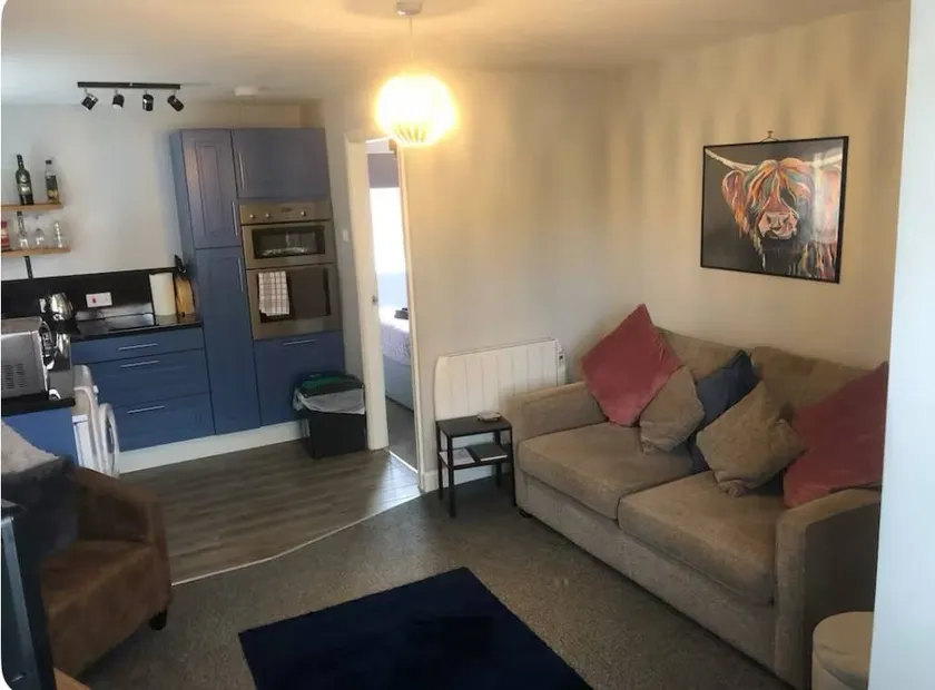 Family-friendly pleasant apartment with garden | Pet-friendly - Image 1