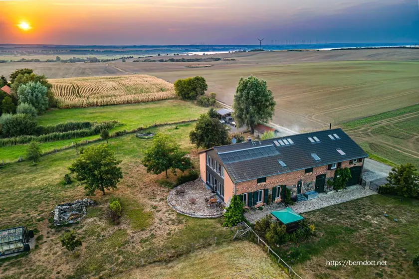 Großzügiges Ferienhaus für Familien & Gruppen - Vorwerk Seehausen in Oberuckersee Uckermark - Image 1