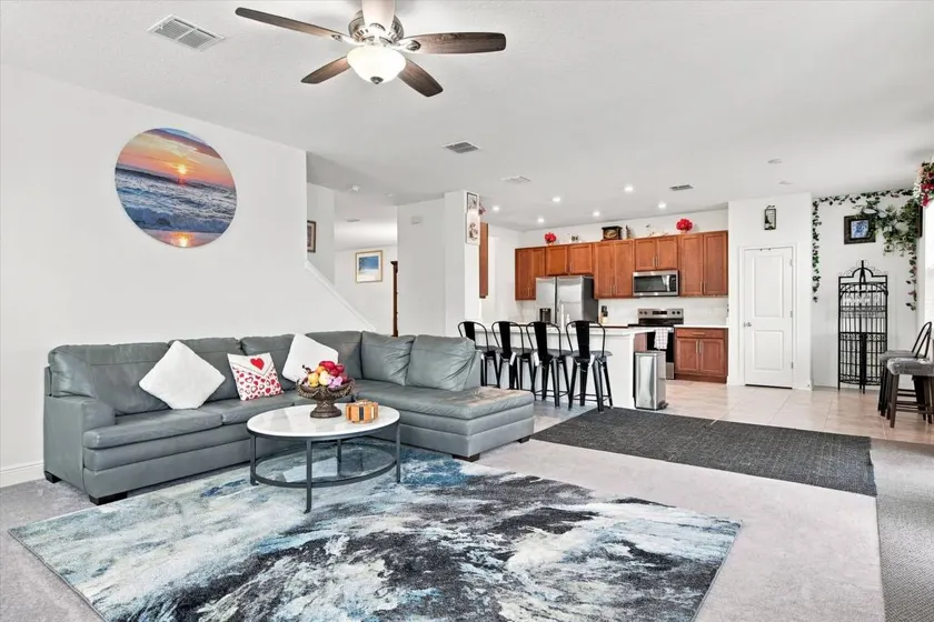 Near Madeira Beach - Sleeps 10 Games Fire Pit - Image 1