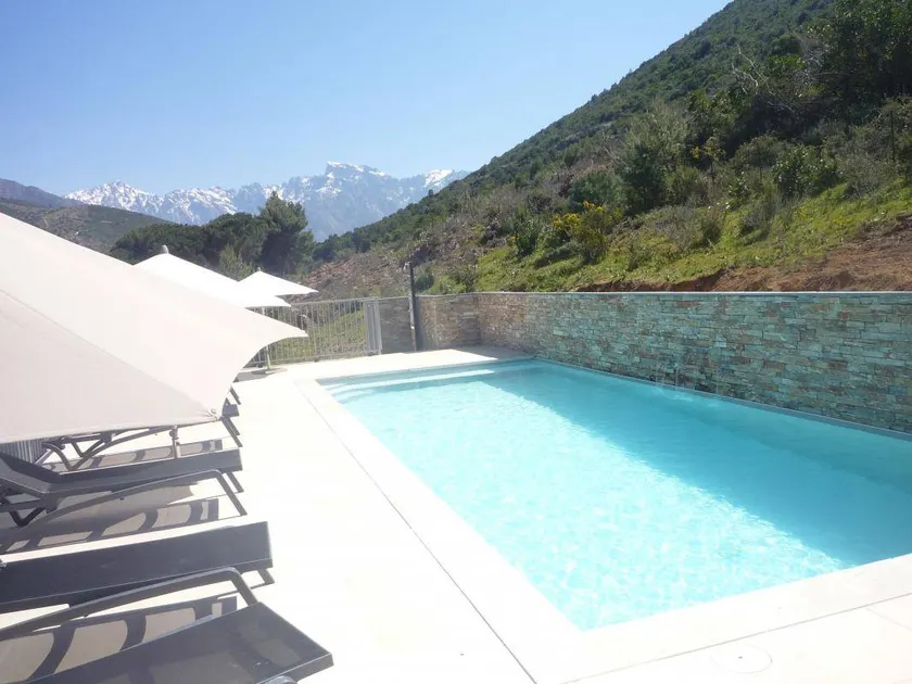 Gite with terrace, heated pool & barbeque - Image 1