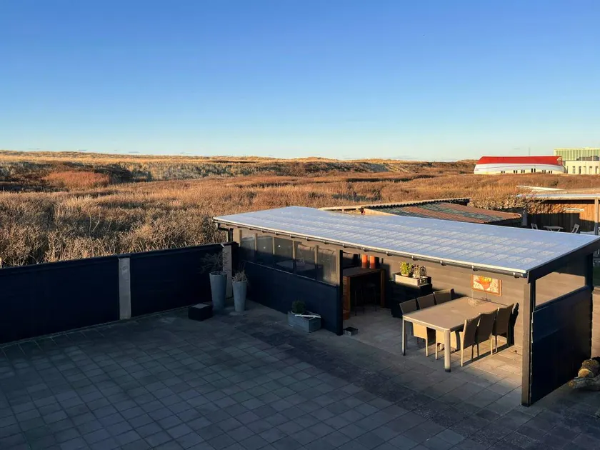 Holiday home with garden, terrace & barbeque | Suitable for remote work - Image 1