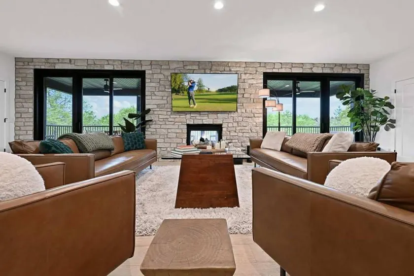 6BR Sand Valley Lodge With Hot Tub Bar Putting Green - Image 1
