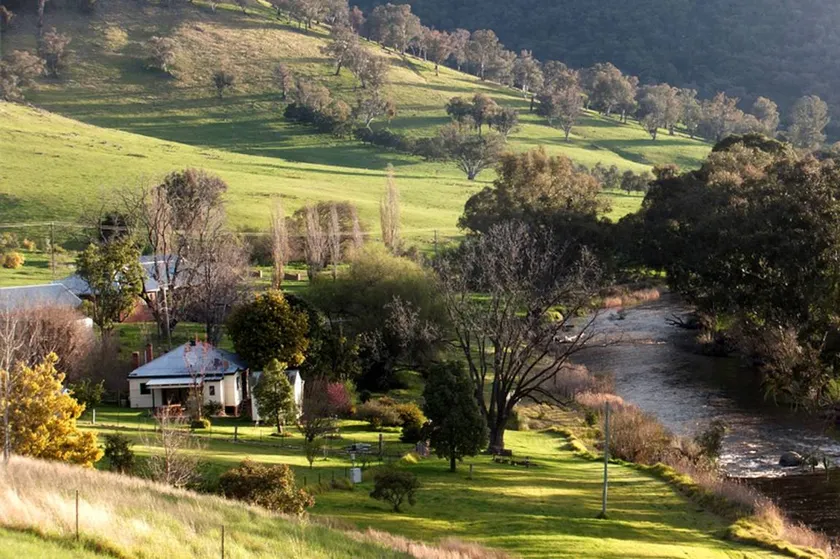 Amazing Secluded Cottage Rental for a Weekend Getaway from Canberra, ACT - Image 1