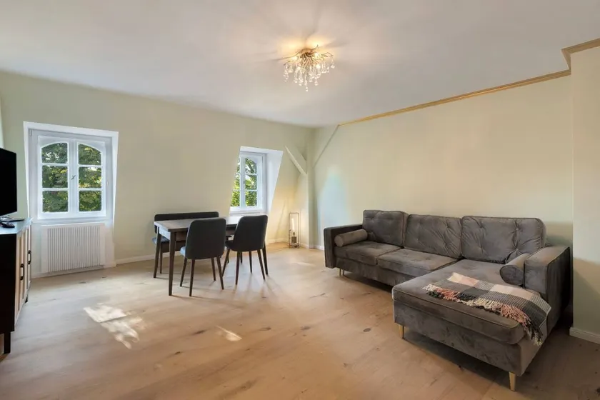 Apartment 'Henriette' with Shared Pool, Shared Terrace and Wi-Fi - Image 1